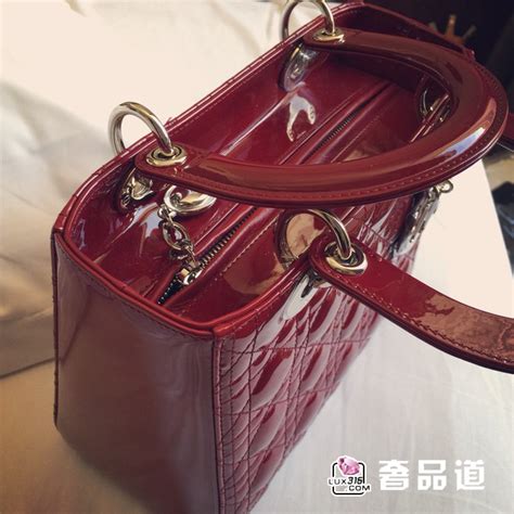 lady dior 真假|奢侈品鉴定：Christian Dior迪奥戴妃包鉴定真假真伪对比 .